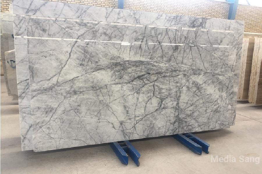 چینی کریستال نیریز | این سنگ منحصربه فرد چه کاربردهایی دارد؟ - مدیا سنگ